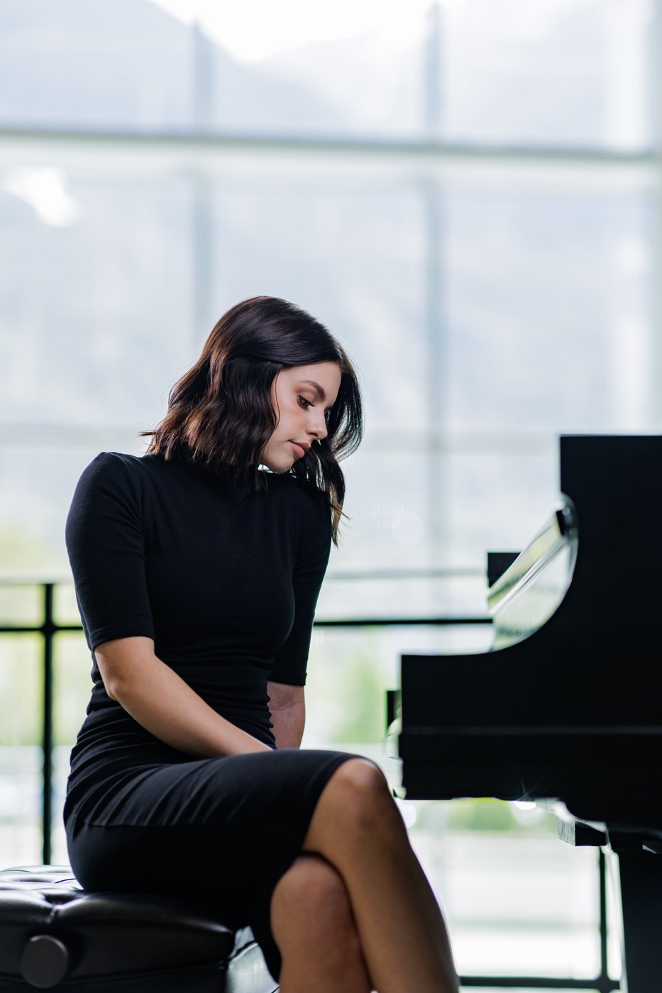 Savannah Rae at the piano